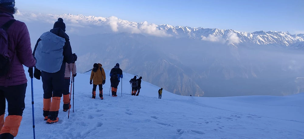 kedarkantha trek package